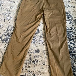 St John’s Bay brown chinos pants 38x32